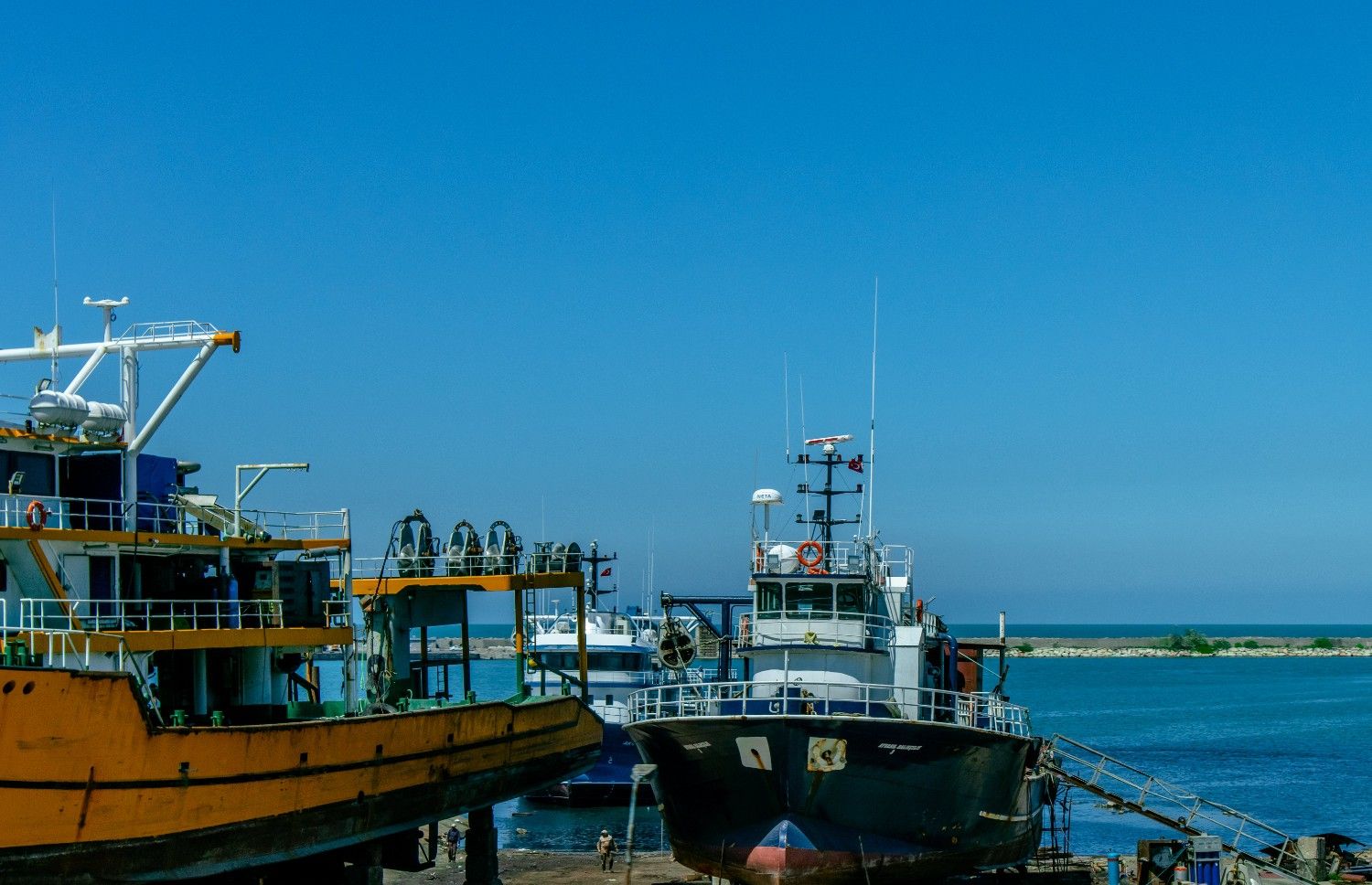 Marine maintenance